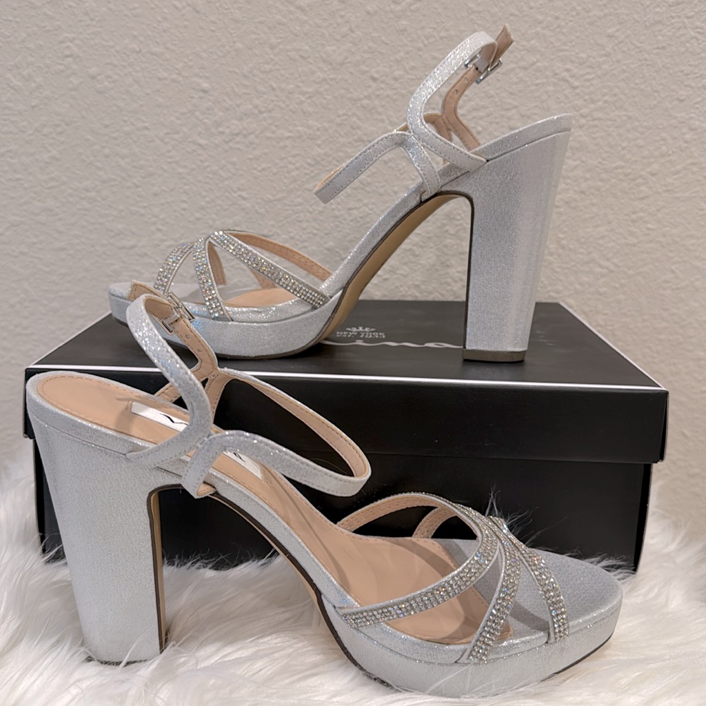 Nina Saralyn Silver Platino Platform Block Heel Evening Sandals (Size 10w) — image 2 of 8